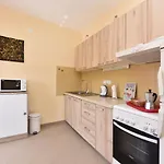 Nea Zadarvillas