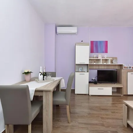 Вилла Nea Zadarvillas Ясенице