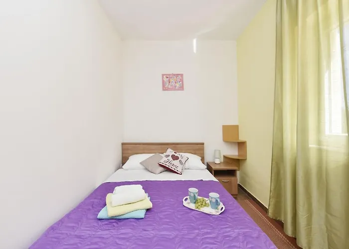Nea Zadarvillas * Ясенице