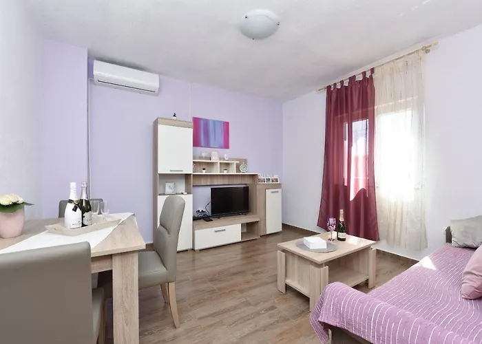 Βίλα Nea Zadarvillas *