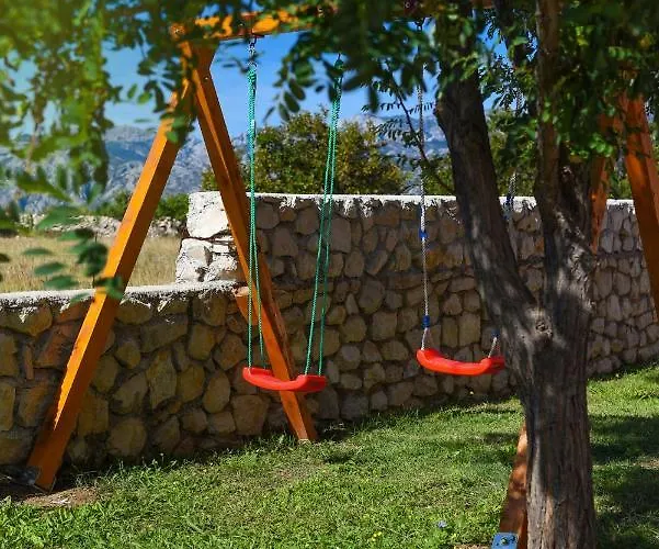 Nea Zadarvillas Вилла Ясенице