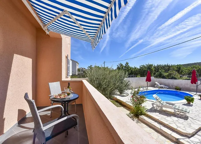 Вилла Nea Zadarvillas *